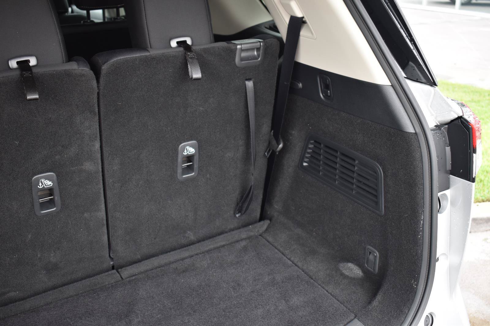 Used 2024 Nissan Pathfinder SV FWD image 59
