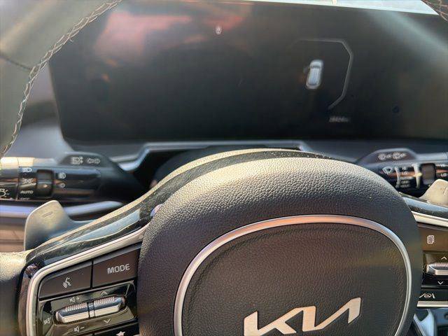 Used 2025 Kia Sorento SX Prestige image 14