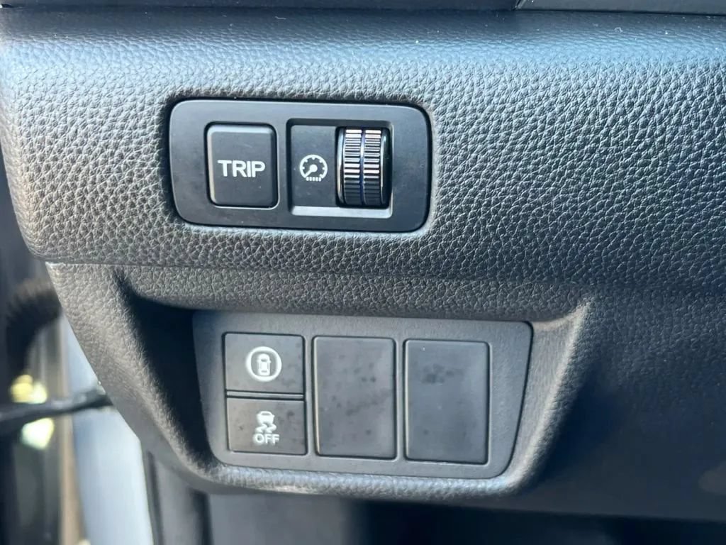Used 2018 Honda Accord LX image 47
