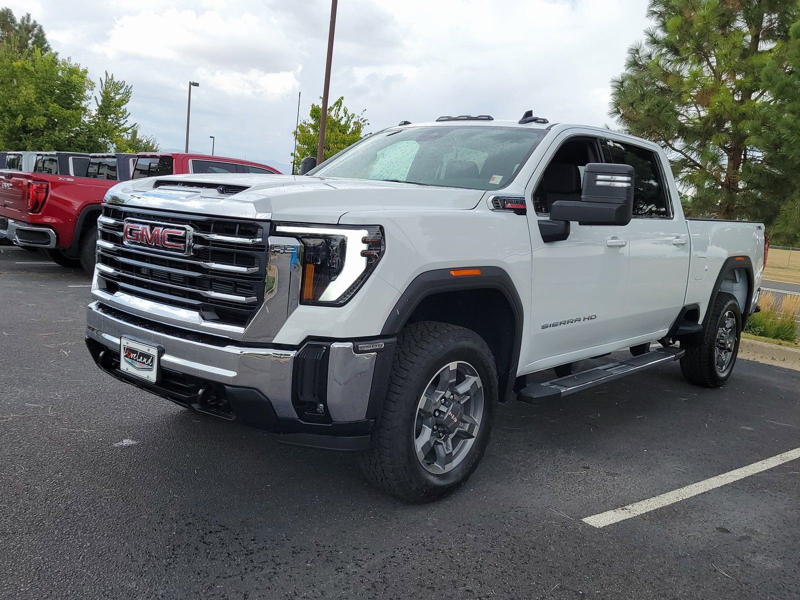 New 2026 GMC Sierra 2500 SLE w/ SLE Value Package; image 7