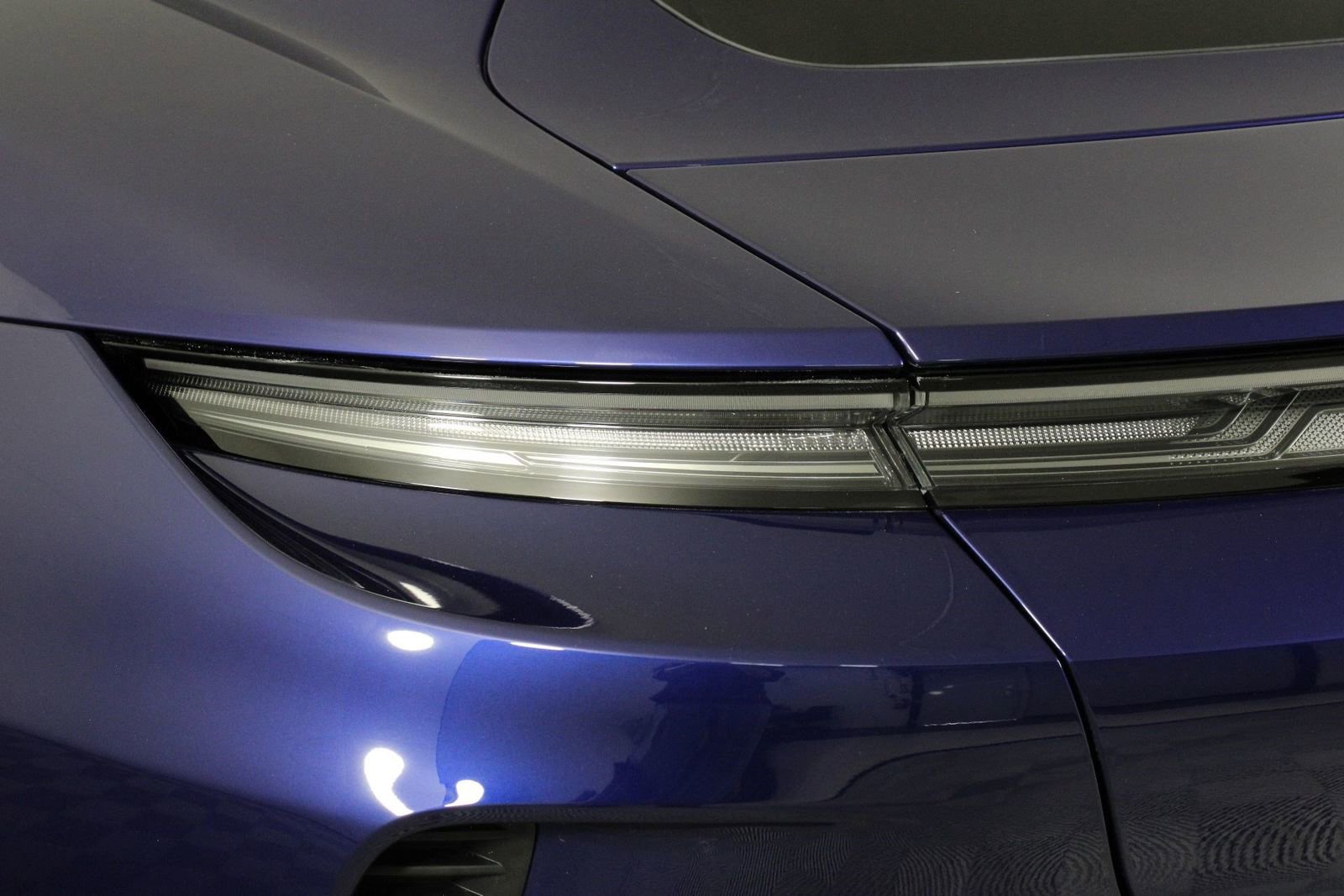 Certified 2025 Porsche Taycan Turbo image 21