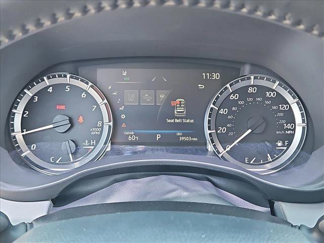 Used 2023 Toyota Highlander XLE FWD image 11