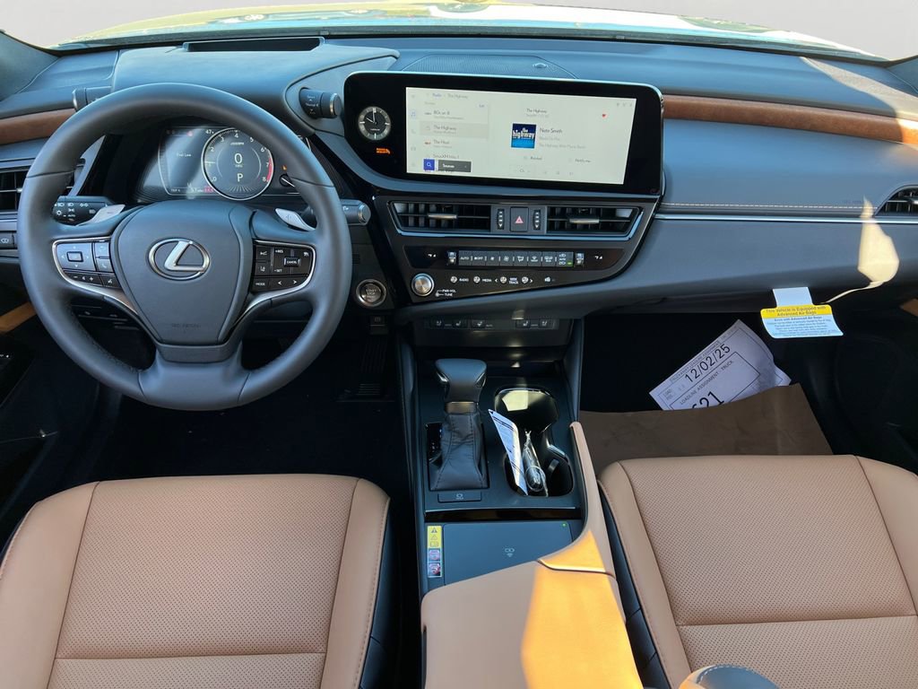 New 2025 Lexus ES 350 w/ Premium Package image 9