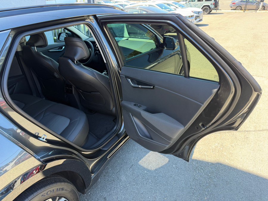 Used 2024 Kia Niro Wind w/ Wind Preserve Package FWD image 37