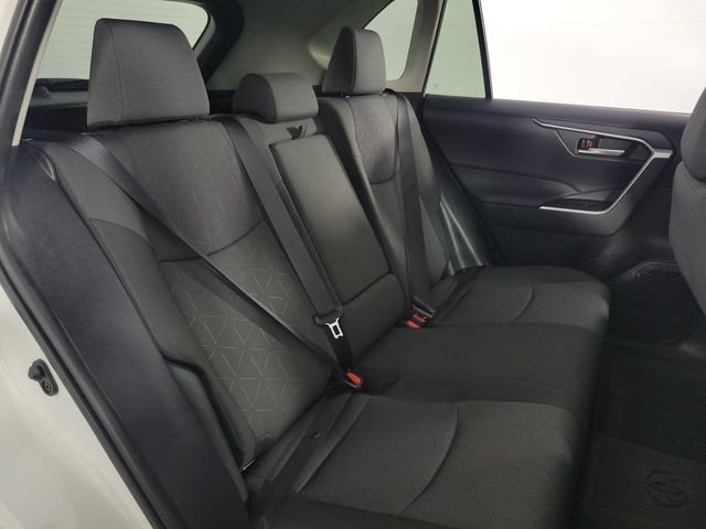 Used 2025 Toyota RAV4 XLE FWD image 13