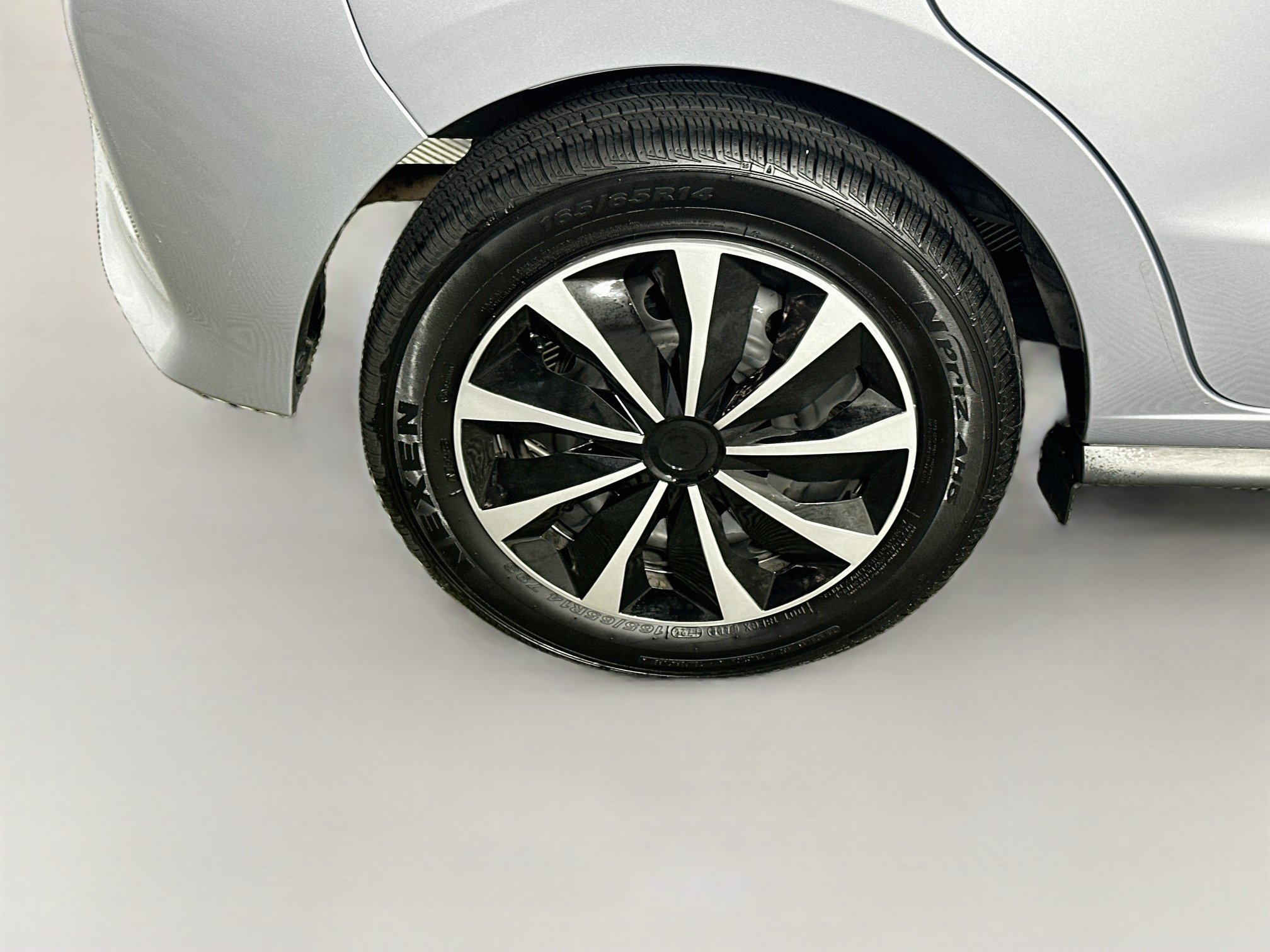 Used 2024 Mitsubishi Mirage ES FWD image 11