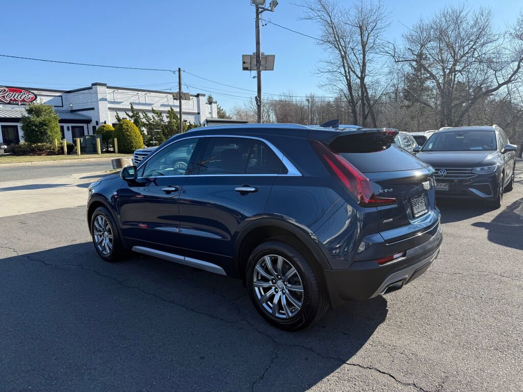 Used 2019 Cadillac XT4 Premium Luxury w/ Cold Weather Package image 5