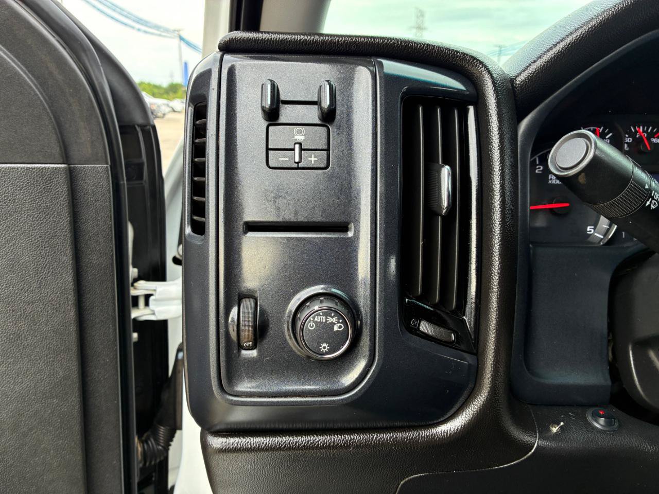 Used 2019 GMC Sierra 3500 4x4 Crew Cab w/ Sierra Convenience Package image 17