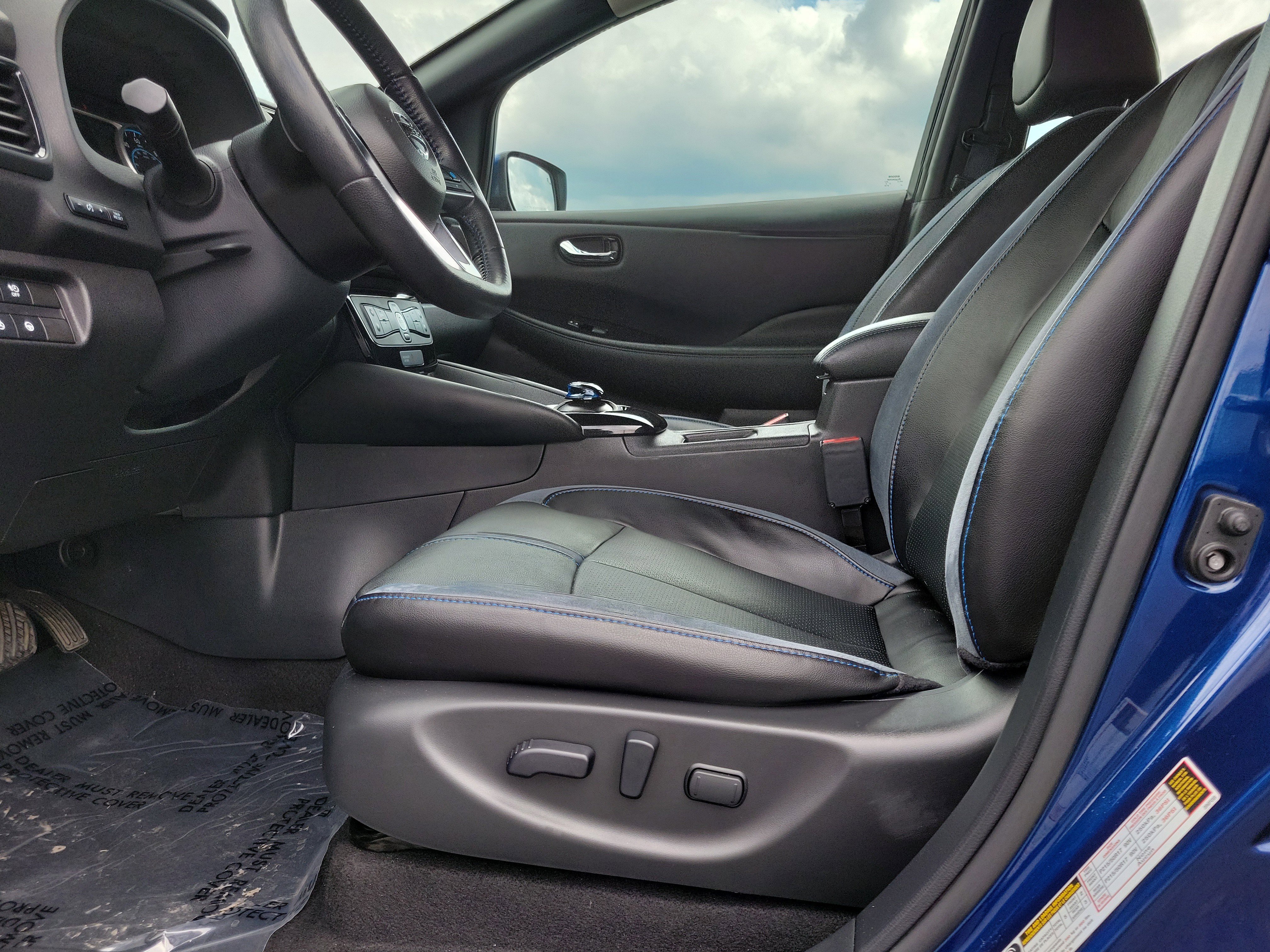 Certified 2022 Nissan Leaf SL Plus FWD image 16