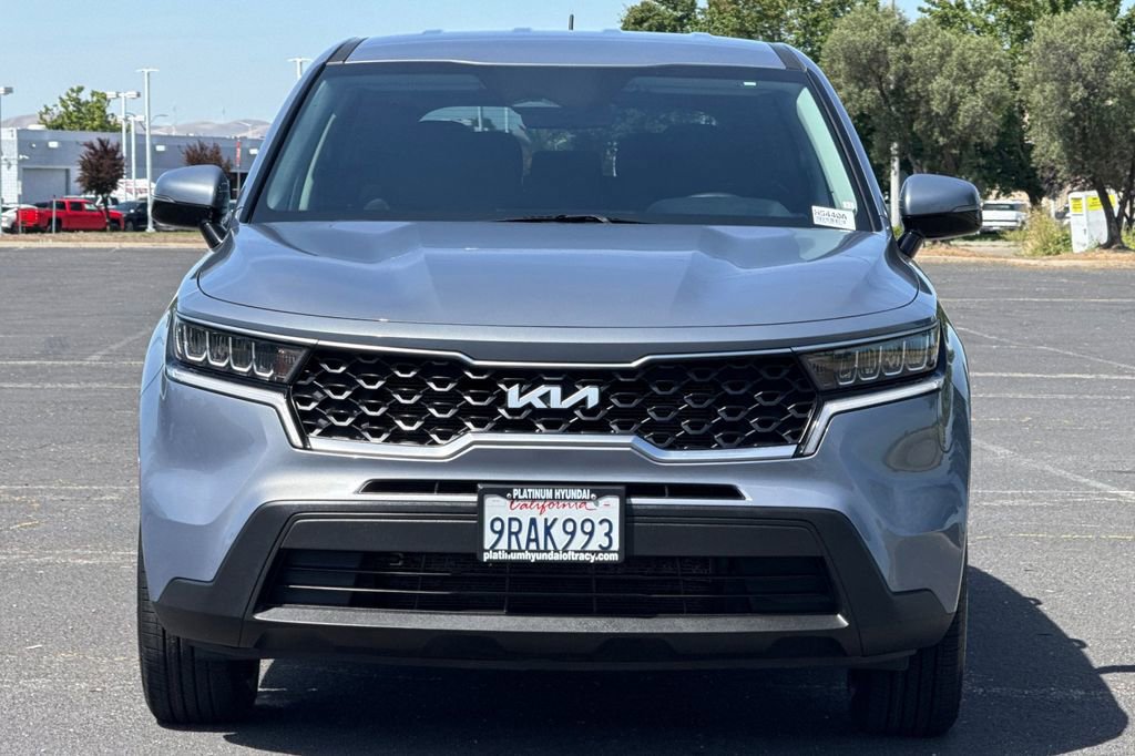 Used 2023 Kia Sorento LX FWD image 6