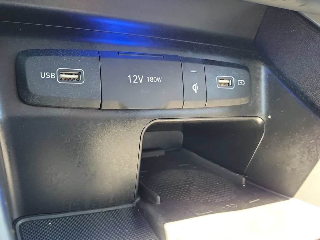 Used 2023 Hyundai Santa Cruz Limited AWD/4WD image 32