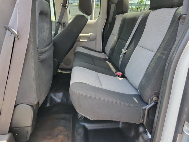 Used 2007 Chevrolet Silverado 1500 W/T w/ Fleet Convenience Package AWD/4WD image 12