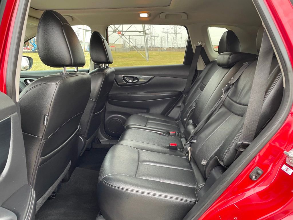 Used 2015 Nissan Rogue SL image 14