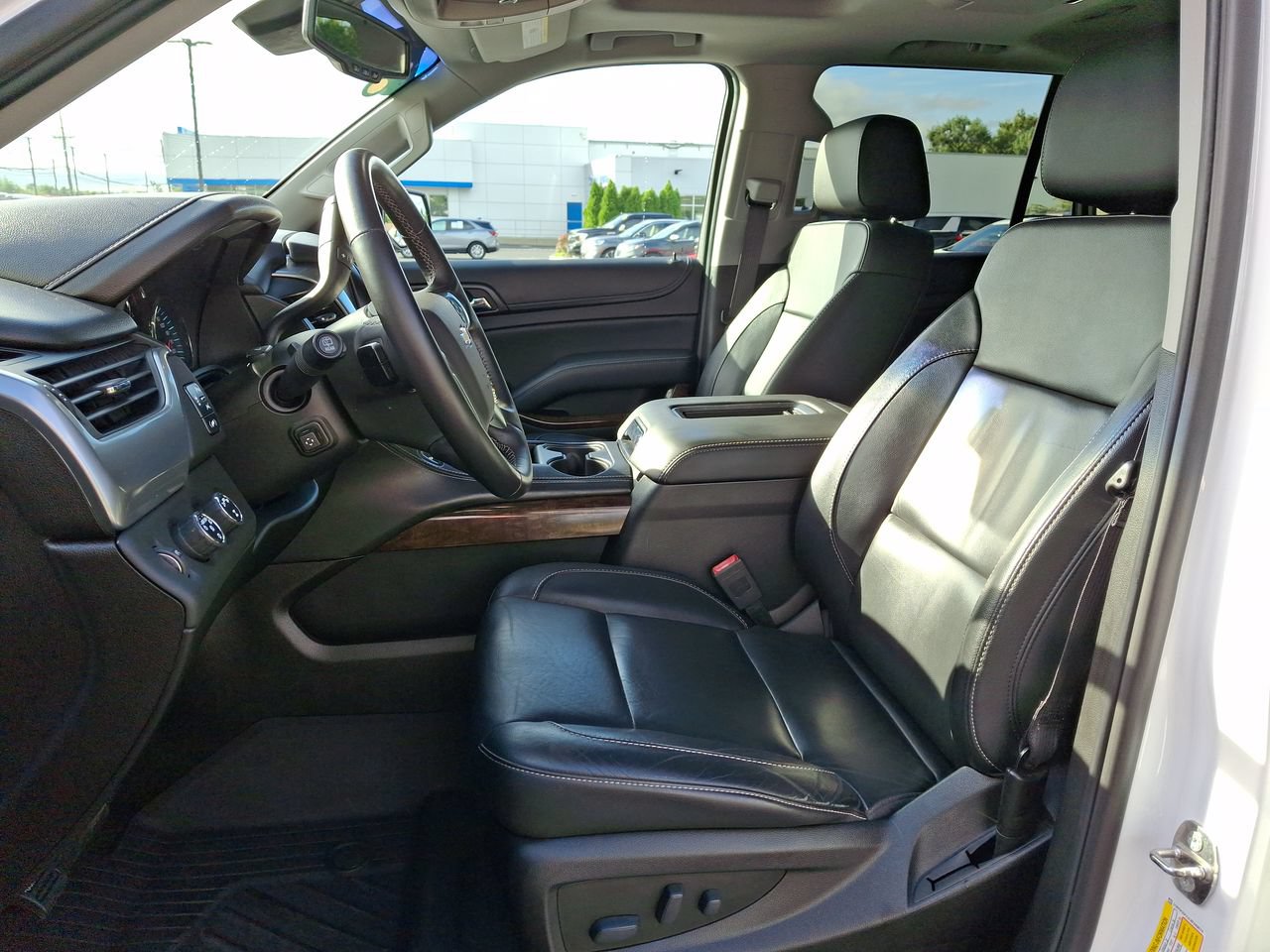 Certified 2018 Chevrolet Tahoe LT AWD/4WD image 11