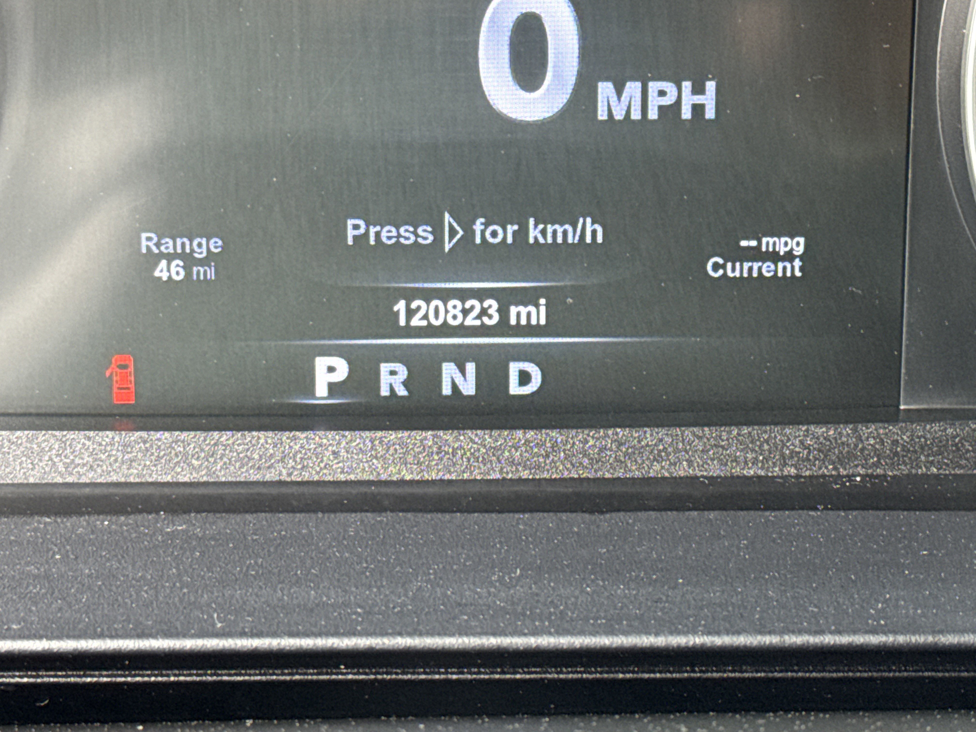 Used 2015 RAM 1500 Laramie w/ Convenience Group image 22