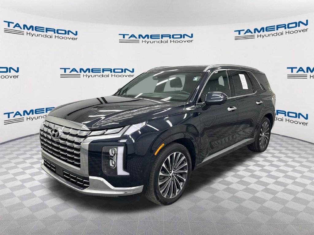 Used 2023 Hyundai Palisade Calligraphy FWD image 1
