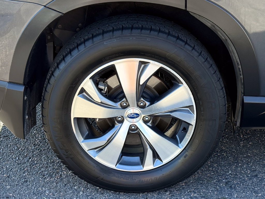 Used 2019 Subaru Ascent Premium AWD/4WD image 14