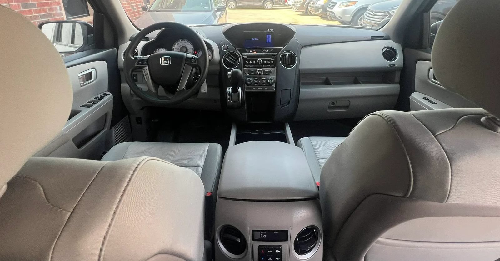 Used 2015 Honda Pilot LX image 39