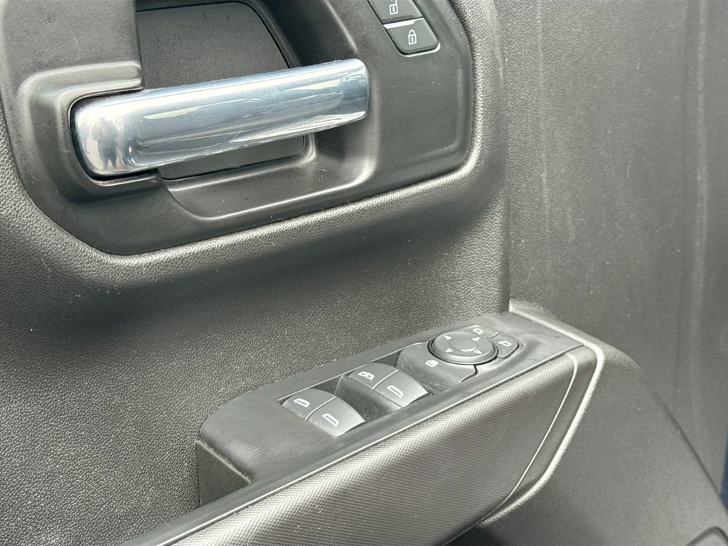 Used 2021 Chevrolet Silverado 1500 Custom image 17
