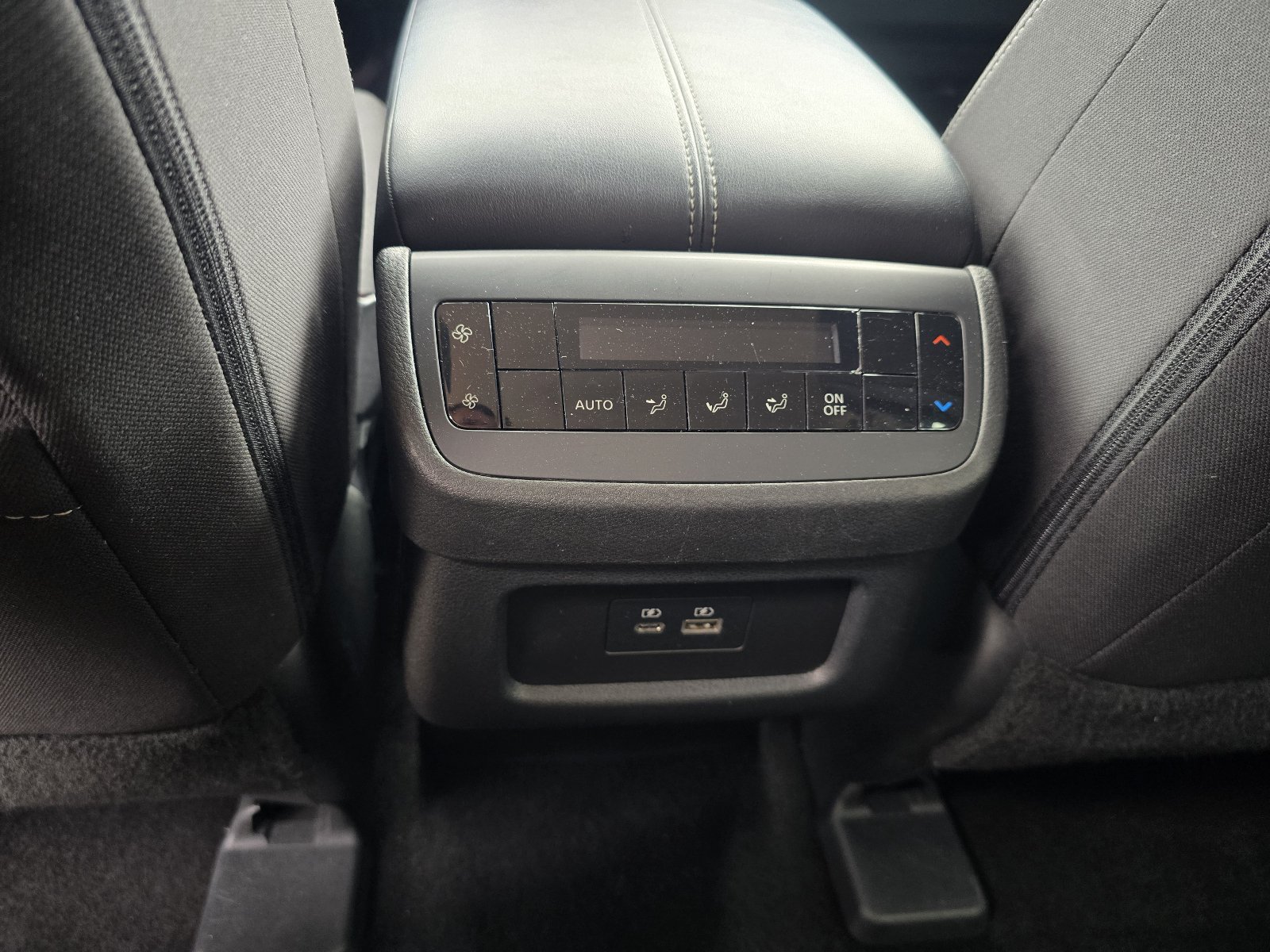Certified 2024 Nissan Pathfinder SV AWD/4WD image 25