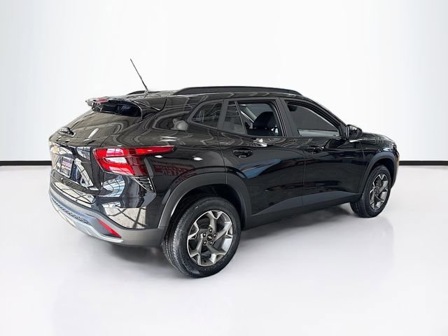 New 2026 Chevrolet Trax LT w/ Driver Confidence Package image 6