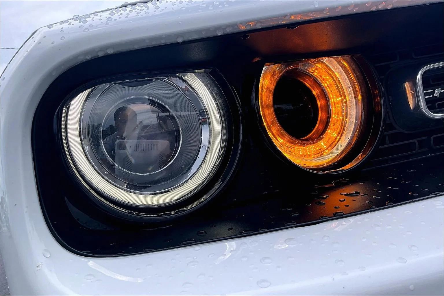 Used 2019 Dodge Challenger SXT RWD image 30