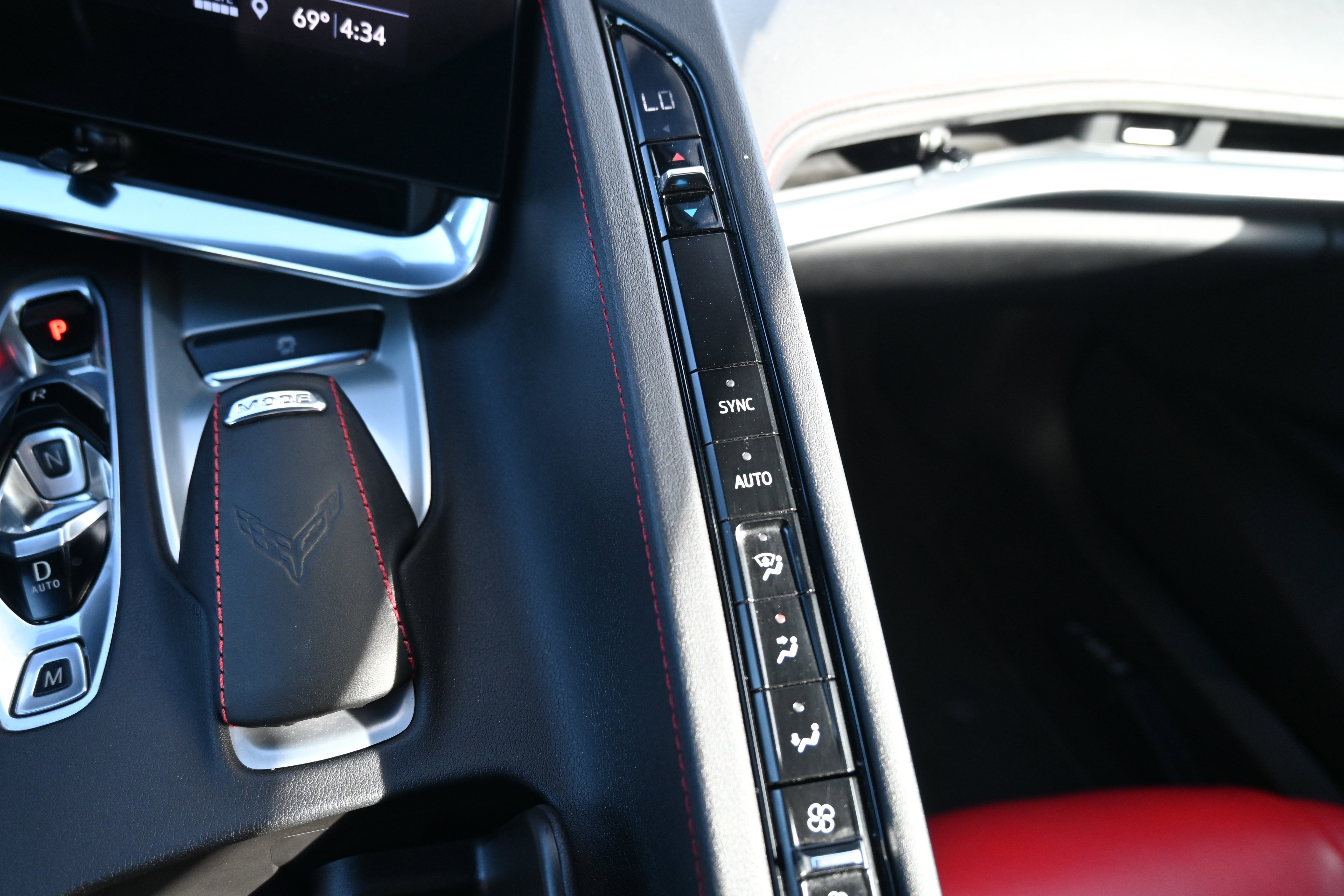 Used 2020 Chevrolet Corvette Stingray Coupe w/ 1LT image 20