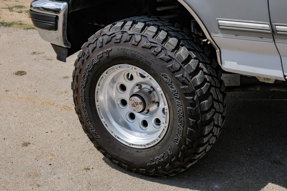 Used 1996 Ford Bronco XLT AWD/4WD image 53
