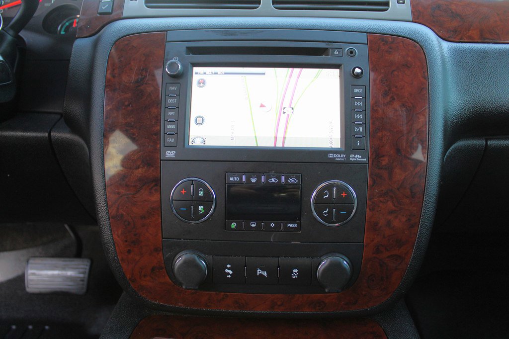 Used 2012 Chevrolet Avalanche LTZ image 15