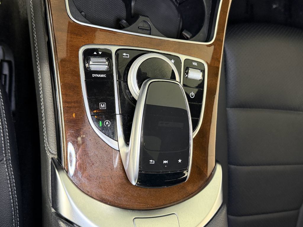 Used 2017 Mercedes-Benz GLC 300 4MATIC image 37