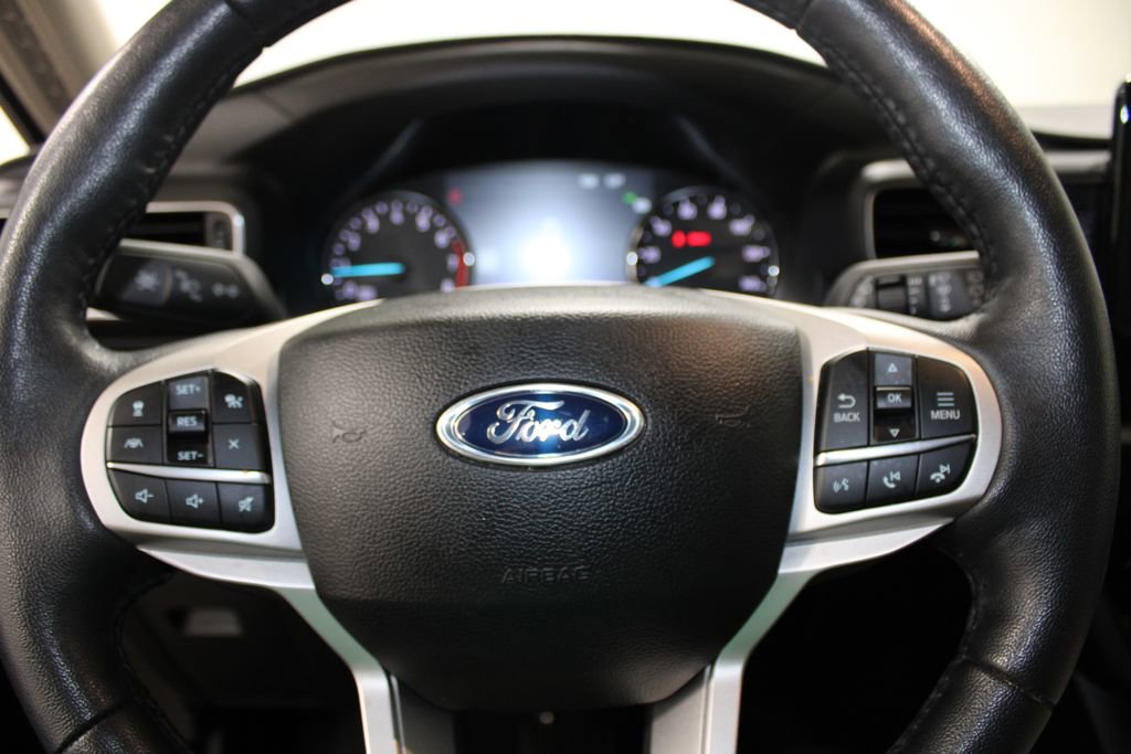 Used 2023 Ford Explorer Limited image 45