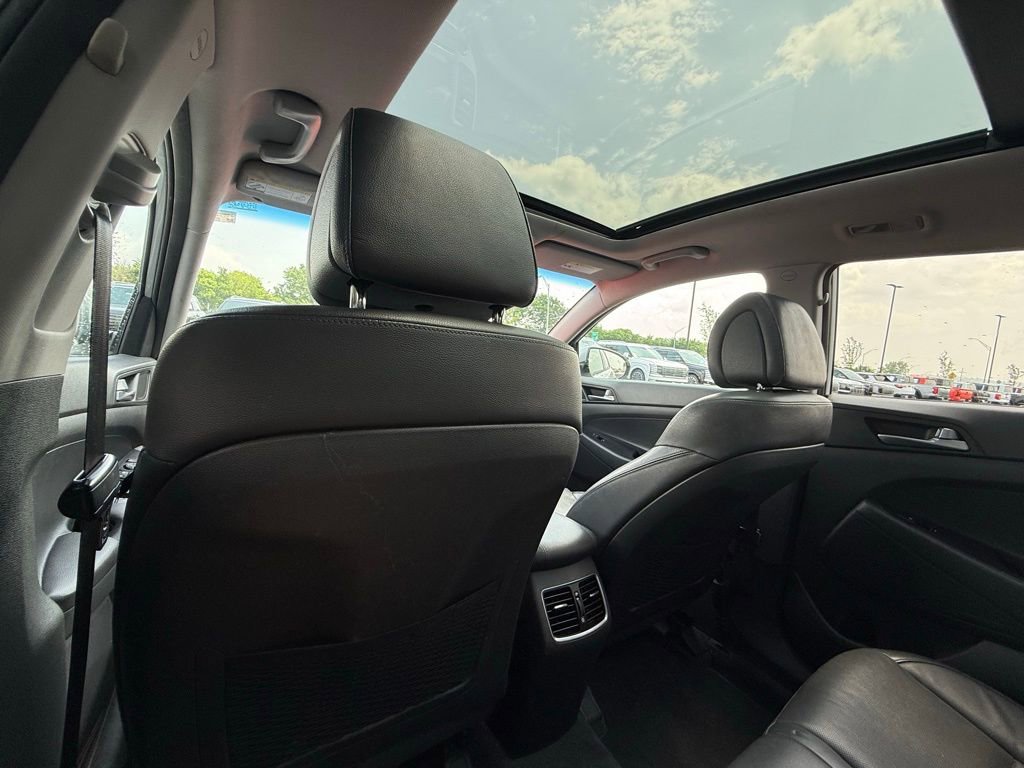 Used 2016 Hyundai Tucson Limited w/ Option Group 03 FWD image 26