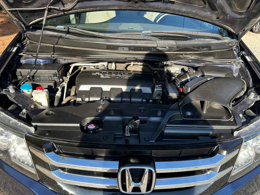 Used 2014 Honda Odyssey EX-L image 17
