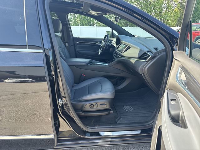 Used 2024 Buick Enclave Essence w/ Experience Buick Package AWD/4WD image 28