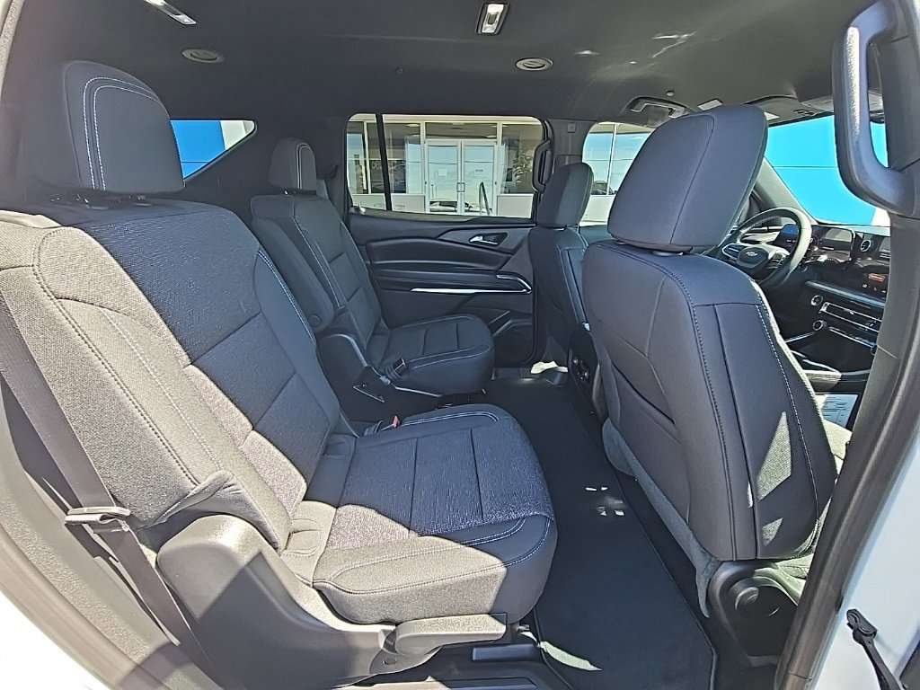 New 2026 Chevrolet Traverse LT image 14