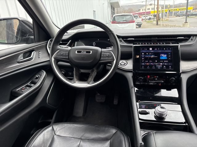 Used 2021 Jeep Grand Cherokee L Limited AWD/4WD image 16