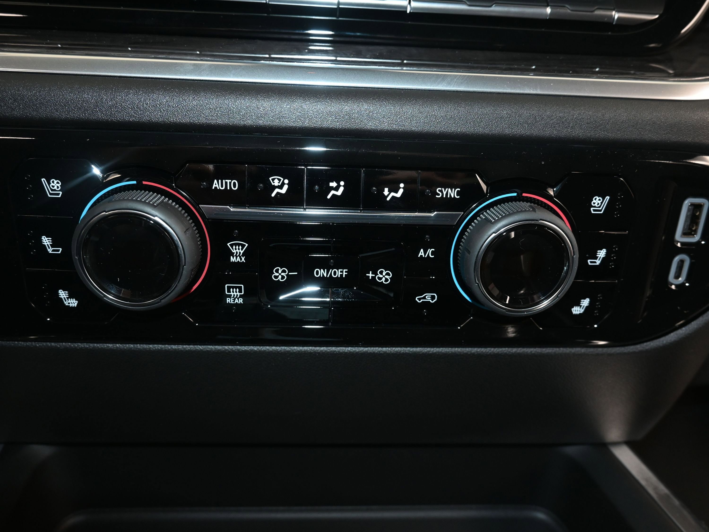 New 2026 Chevrolet Silverado 2500 LTZ w/ Trail Boss Package image 23