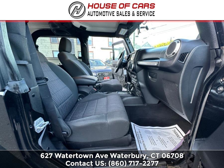 Used 2012 Jeep Wrangler Rubicon w/ Dual Top Group image 32