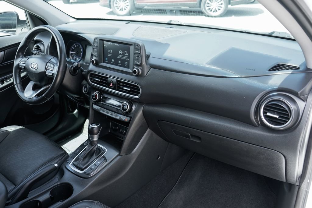 Used 2021 Hyundai Kona Limited FWD image 37