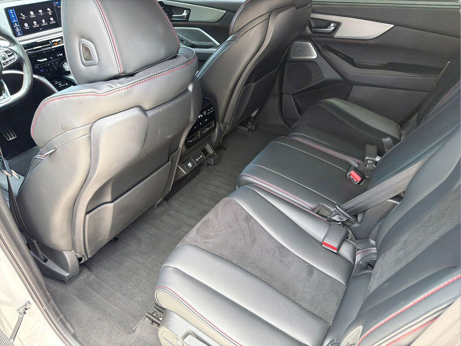 Used 2025 Acura MDX A-Spec AWD/4WD image 37