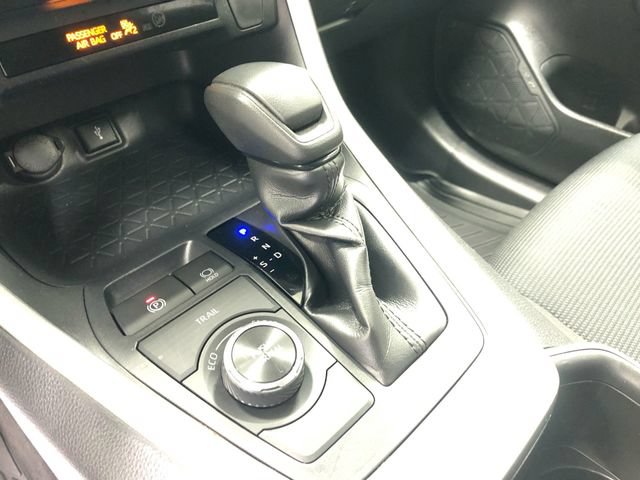 Used 2022 Toyota RAV4 LE AWD/4WD image 23