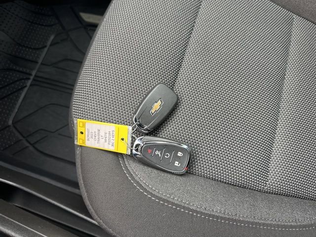 Used 2023 Chevrolet Traverse LT image 33