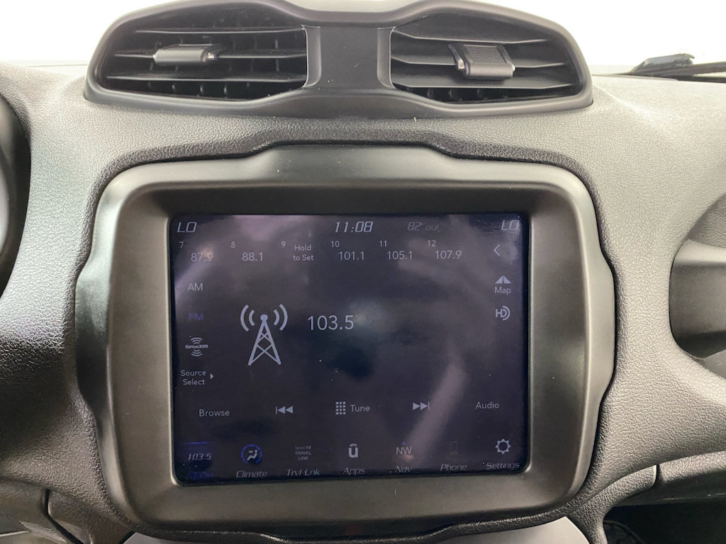 Used 2021 Jeep Renegade Trailhawk w/ Trailer Tow Group AWD/4WD image 25