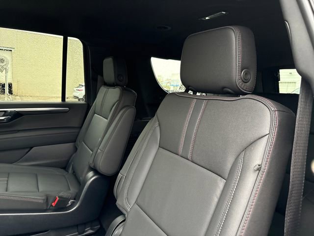 Used 2025 Chevrolet Suburban RST w/ Comfort Package AWD/4WD image 20