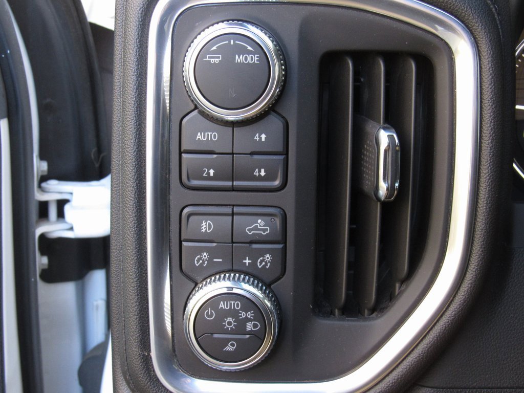 Used 2023 GMC Sierra 3500 SLT w/ SLT Premium Package image 39