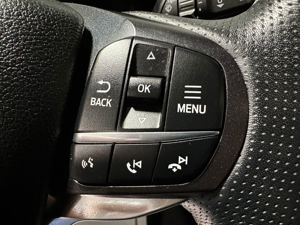 Used 2020 Ford Explorer ST AWD/4WD image 17