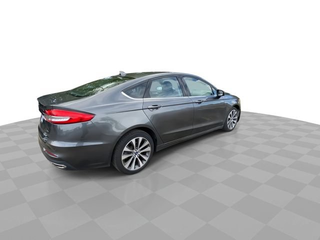 Used 2020 Ford Fusion SE AWD/4WD image 2