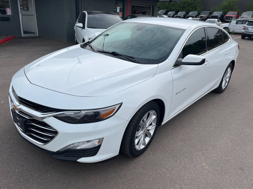 Used 2021 Chevrolet Malibu LT FWD image 3