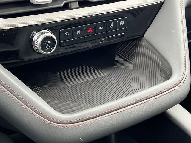 New 2026 Ford Explorer Active w/ Active Comfort Package image 30