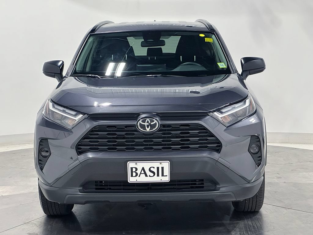 Used 2025 Toyota RAV4 LE AWD/4WD image 8